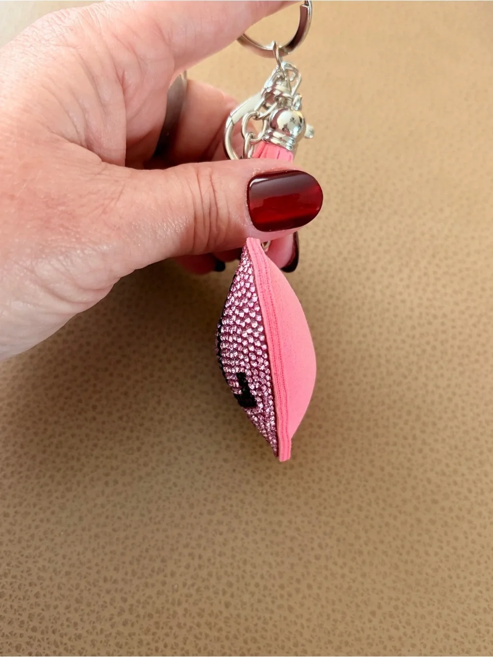 Bougie Pink Heart Crystal Keychain with Tassel - Picture 7 of 7